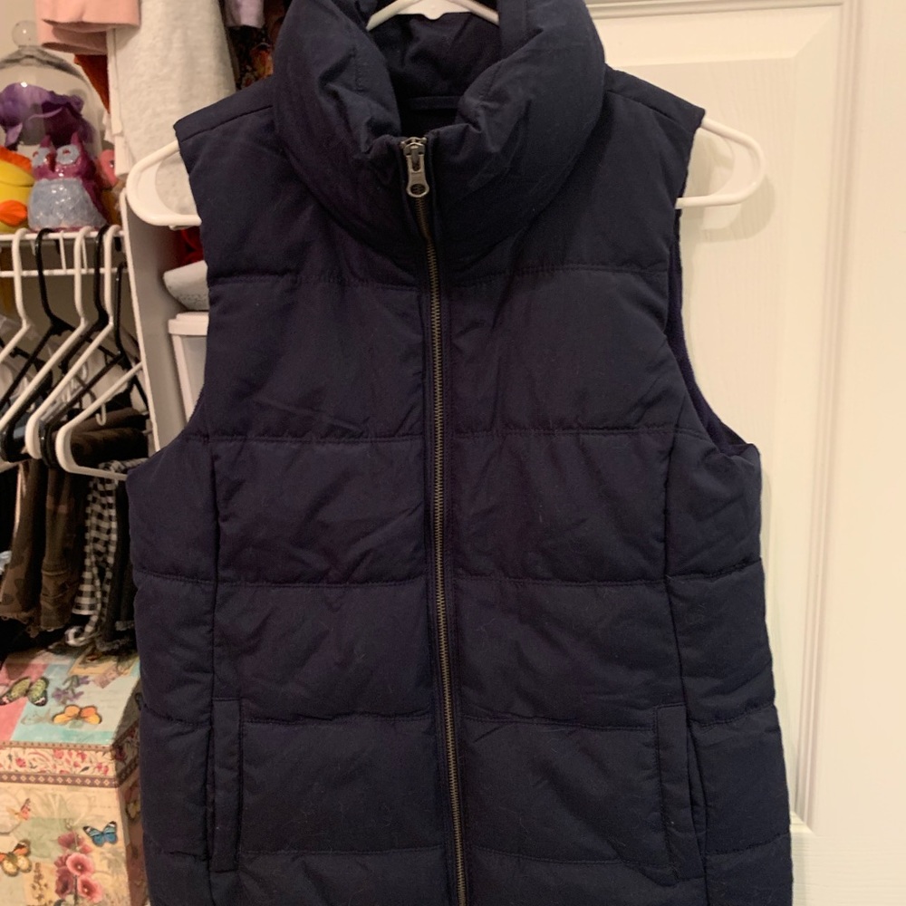 Old Navy Puffer Vest